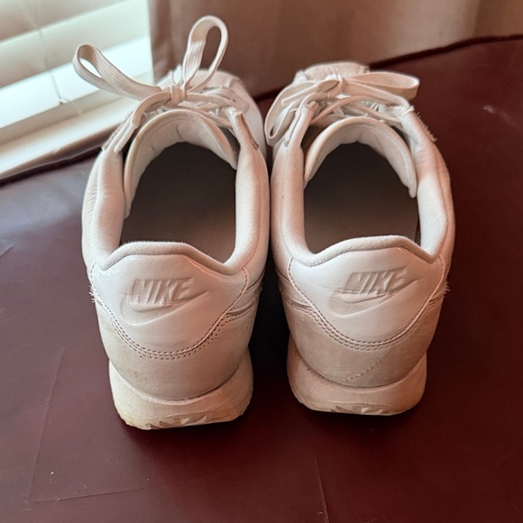 Mens Nike All White Cortez Leather Sneakers - Picture 3 of 8